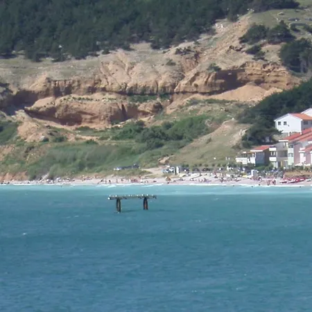 Vis A Vis Apartments Baska  Exterior photo