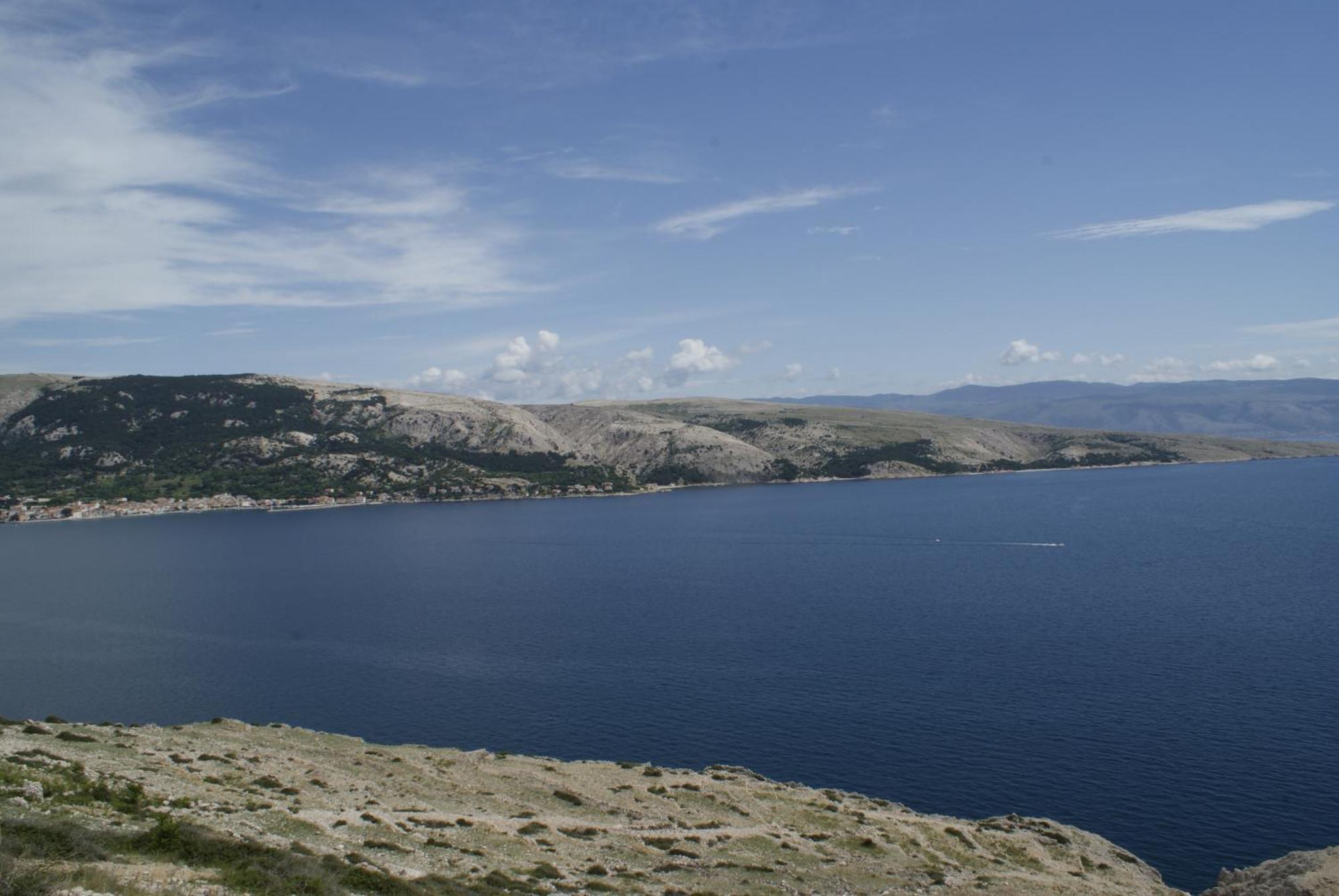 Vis A Vis Apartments